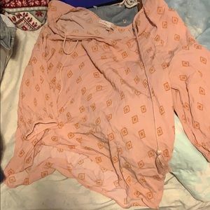 Cute v neck buckle shirt large